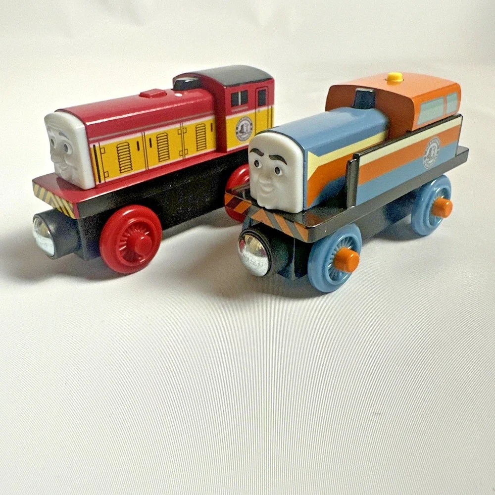 Thomas & Friends Wooden Train Lot Dart & Den Engines Lot Set of 2 Cars